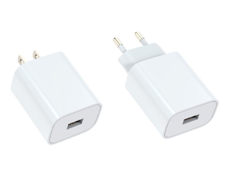 شاحن سريع QC 18 واط بمنفذ USB-A، قابس أمريكي، خرج متعدد الجهد، عبوة PE مدمجة